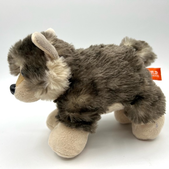 Wild Republic Timber Wolf Cub Stuffed Plush Animal 8 inch Long Grey and Tan CUTE - Picture 2 of 9